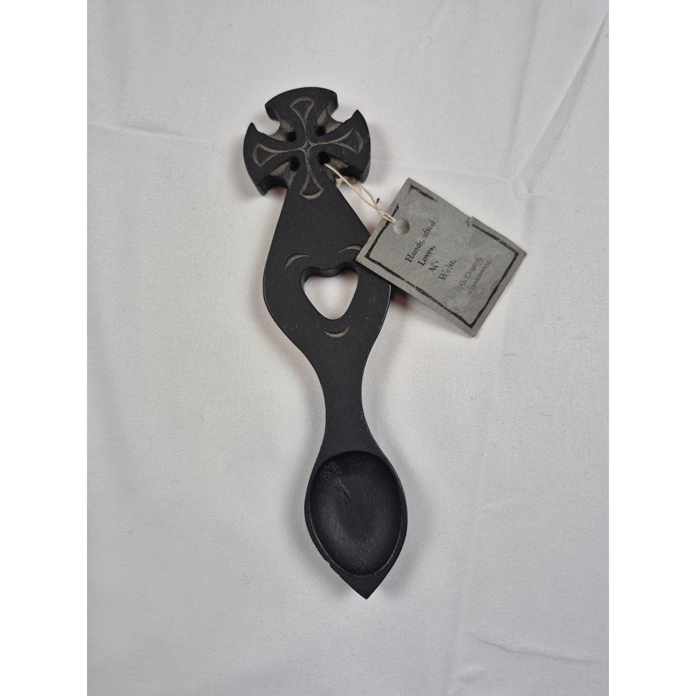 Handcrafted Welsh Lovespoon Made with Coal from Wales Celtic Cross‎ Heart Design